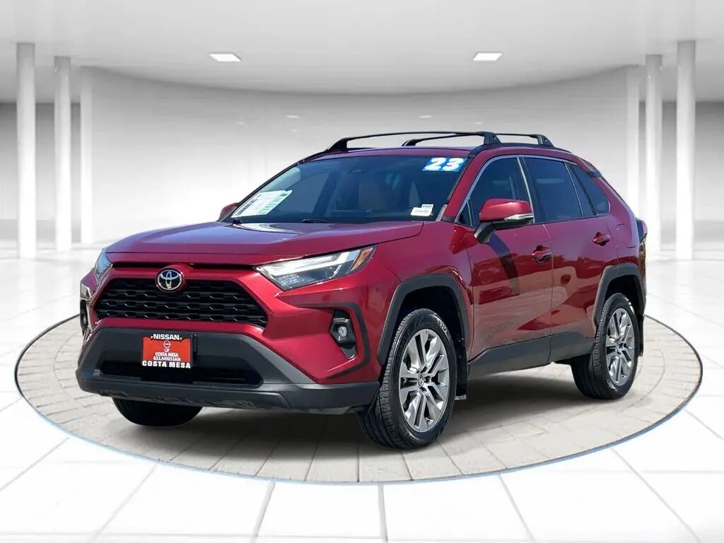 2023 Toyota RAV4 XLE Premium — photo 1 of 13