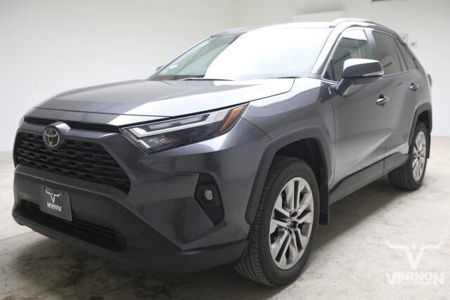 2024 Toyota RAV4 XLE Premium — photo 1 of 12