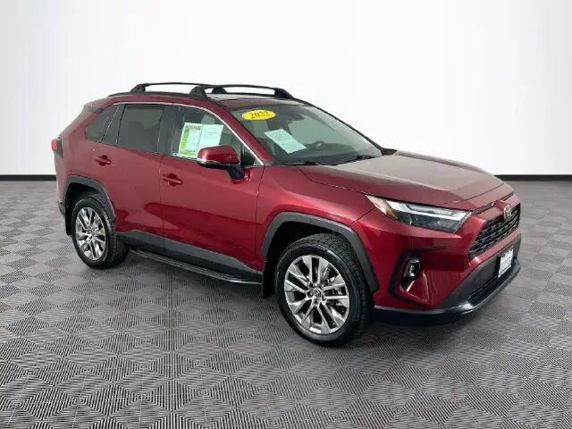 2022 Toyota RAV4 XLE Premium