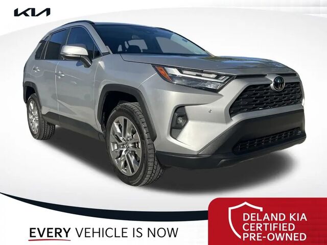 2023 Toyota RAV4 XLE Premium