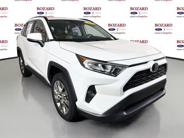 2019 Toyota RAV4 XLE Premium