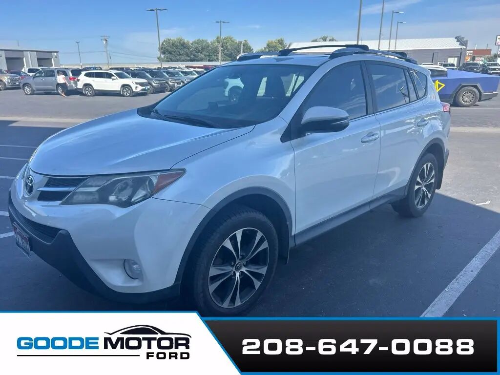 2015 Toyota RAV4 Limited — photo 1 of 6