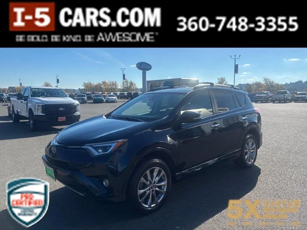 2017 Toyota RAV4 Platinum — photo 1 of 13