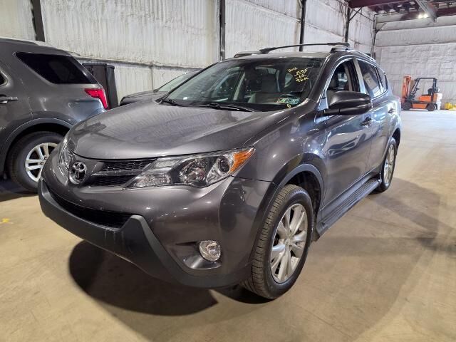 2015 Toyota RAV4 Limited — photo 1 of 11