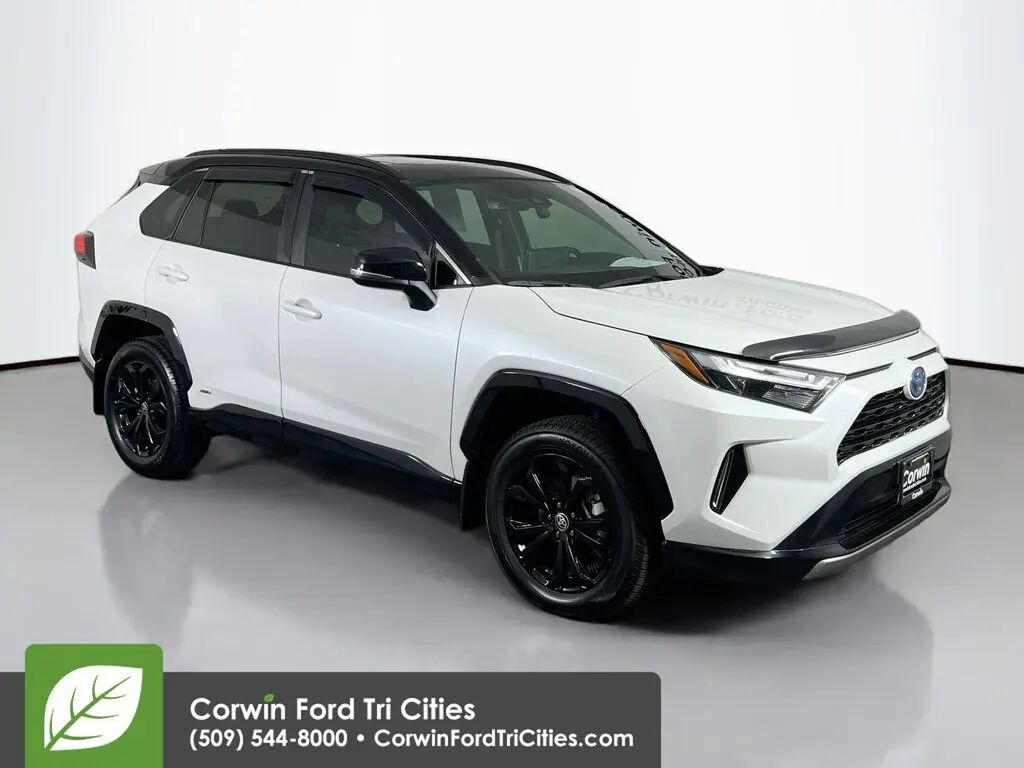 2023 Toyota RAV4 Hybrid XSE — photo 1 of 18