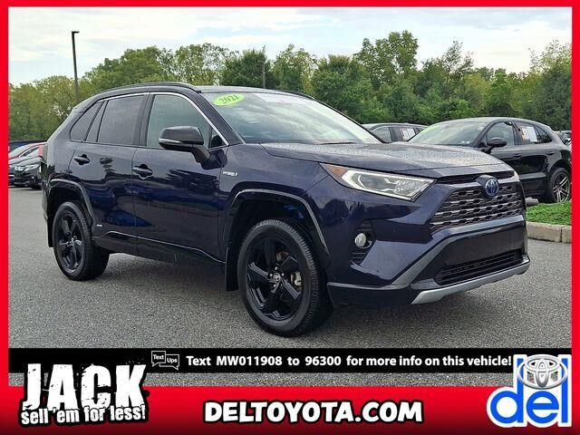 2021 Toyota RAV4 Hybrid XSE — photo 1 of 13