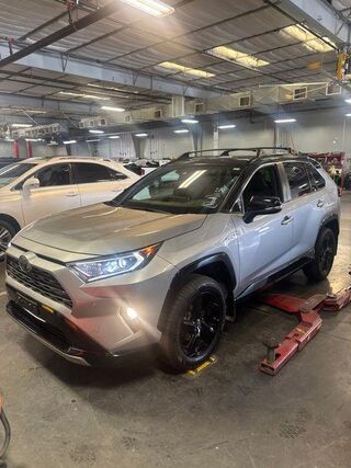 2019 Toyota RAV4 Hybrid XSE