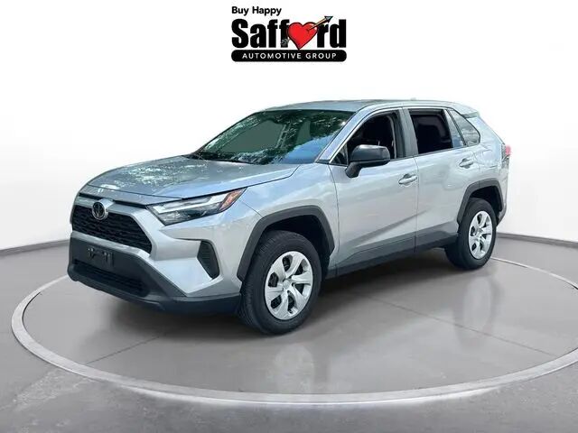 2024 Toyota RAV4 LE — photo 1 of 13