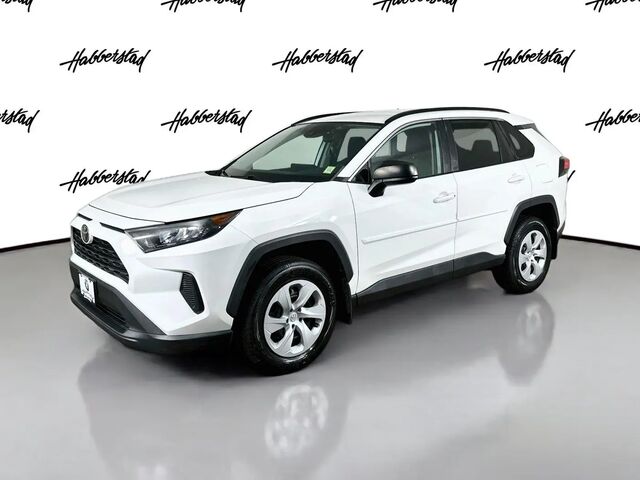 2020 Toyota RAV4 LE