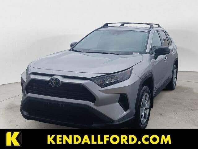 2021 Toyota RAV4 LE — photo 1 of 14