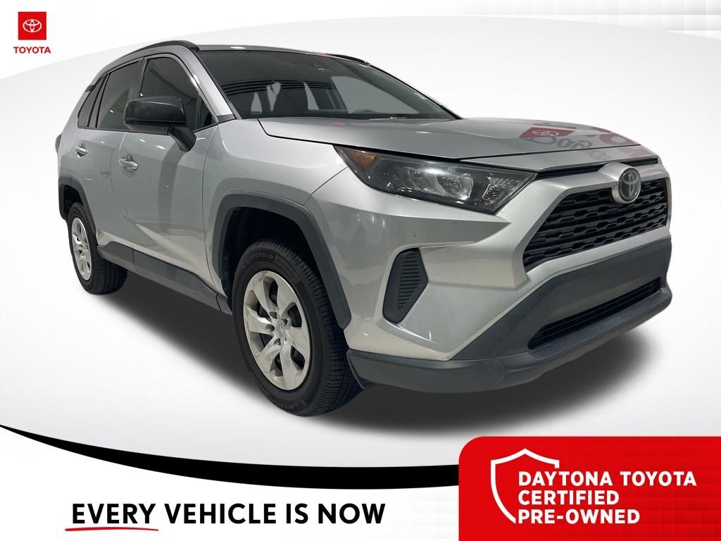 2021 Toyota RAV4 LE — photo 1 of 13