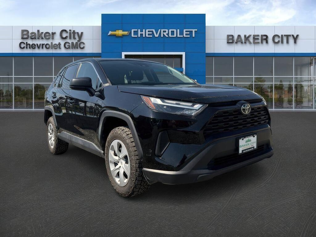 2024 Toyota RAV4 LE — photo 1 of 2