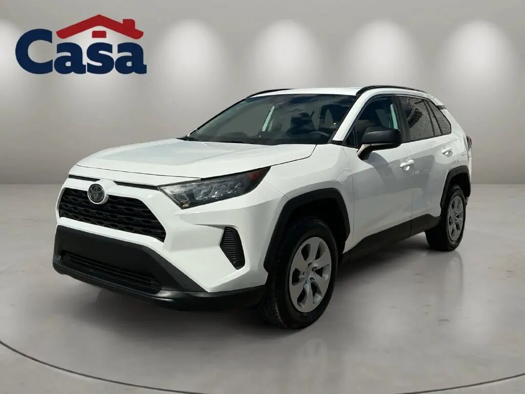 2021 Toyota RAV4 LE — photo 1 of 13