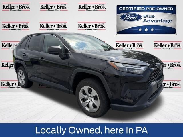 2023 Toyota RAV4 LE
