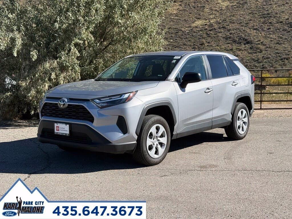 2025 Toyota RAV4 LE — photo 1 of 1