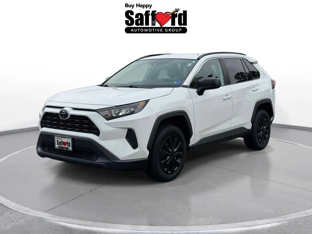 2020 Toyota RAV4 LE — photo 1 of 37