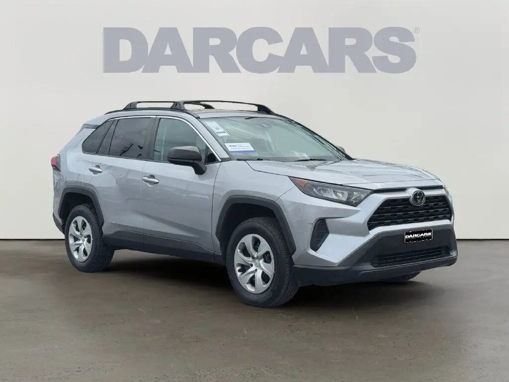 2021 Toyota RAV4 LE — photo 1 of 13