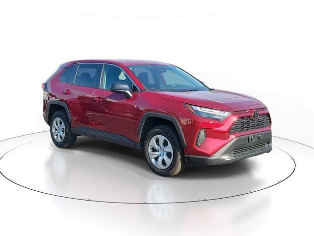 2024 Toyota RAV4 LE — photo 1 of 24