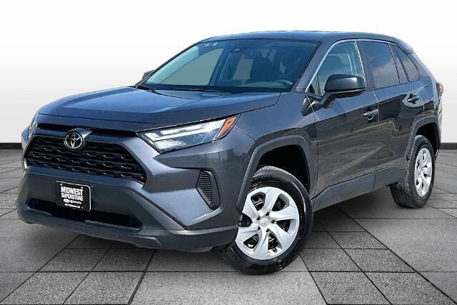 2025 Toyota RAV4 LE — photo 1 of 26