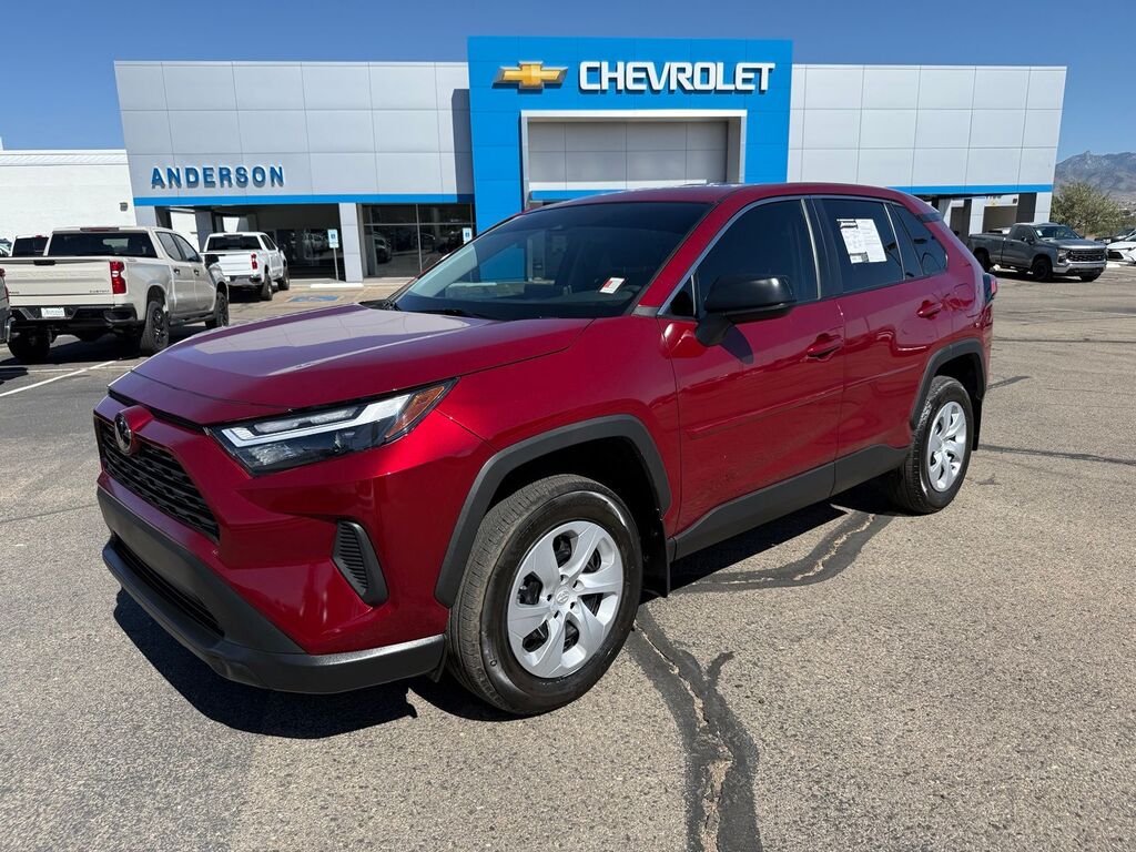 2025 Toyota RAV4 LE — photo 1 of 20