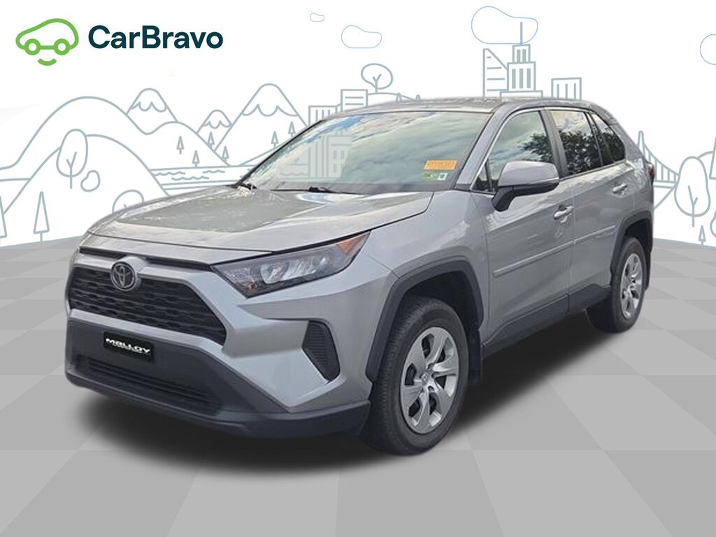 2022 Toyota RAV4 LE — photo 1 of 7
