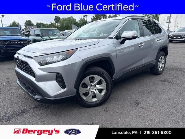 2019 Toyota RAV4 LE