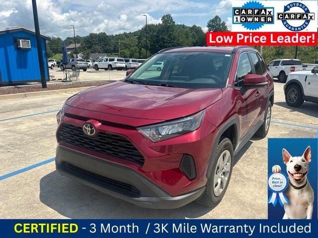 2020 Toyota RAV4 LE — photo 1 of 26