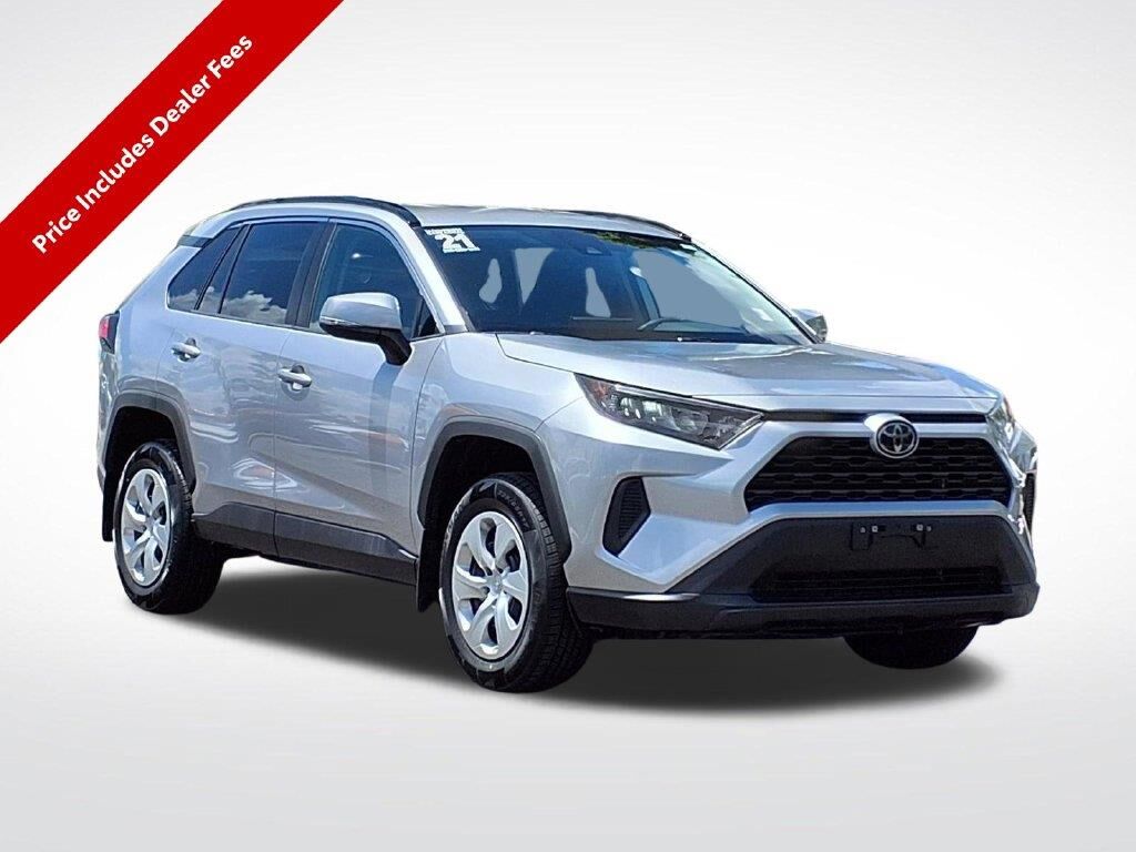 2021 Toyota RAV4 LE — photo 1 of 13