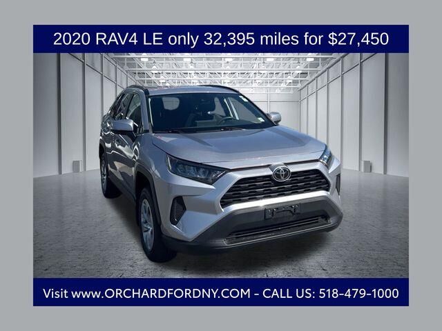 2020 Toyota RAV4 LE