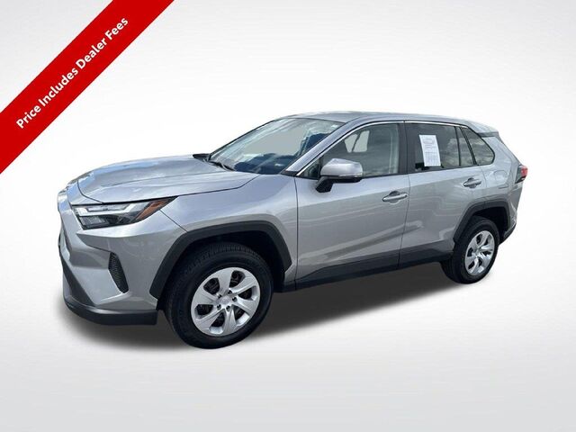2024 Toyota RAV4 LE