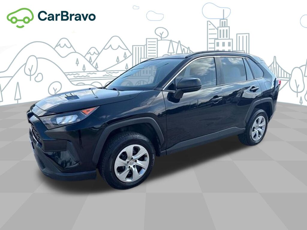 2020 Toyota RAV4 LE — photo 1 of 6