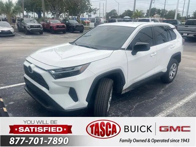 2023 Toyota RAV4 LE — photo 1 of 3