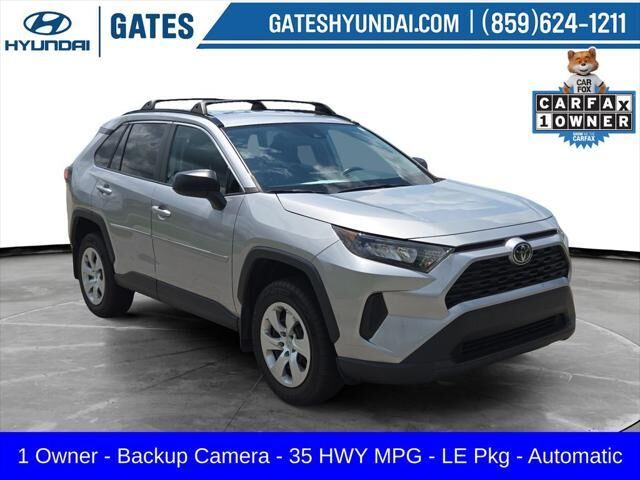 2021 Toyota RAV4 LE — photo 1 of 25