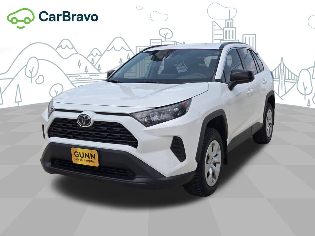 2021 Toyota RAV4 LE — photo 1 of 6