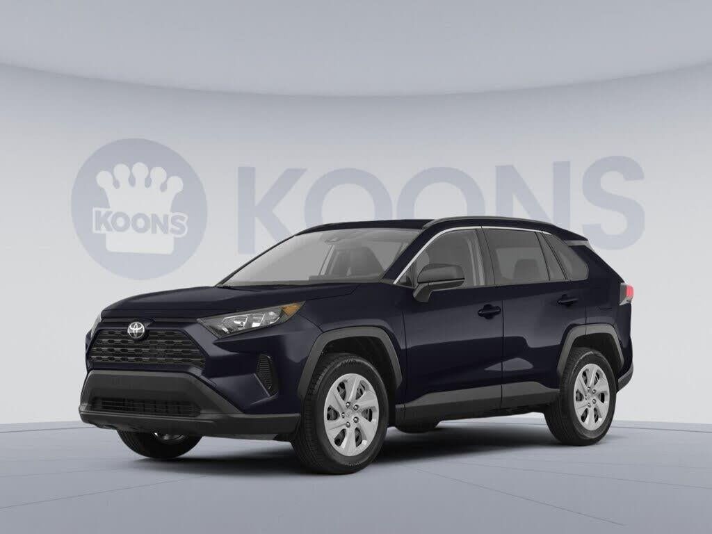 2023 Toyota RAV4 LE — photo 1 of 2