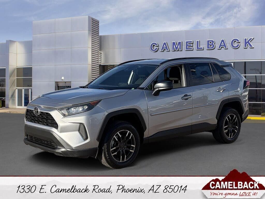 2019 Toyota RAV4 LE — photo 1 of 1