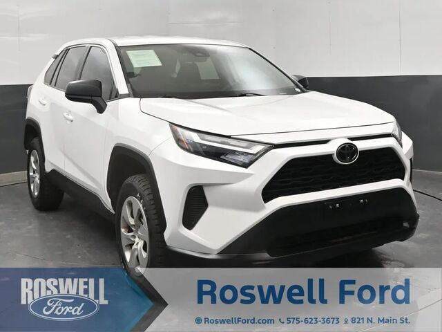 2023 Toyota RAV4 LE