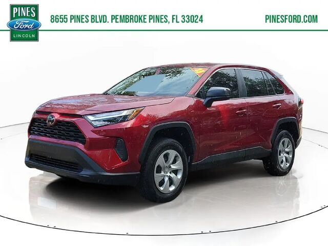 2023 Toyota RAV4 LE