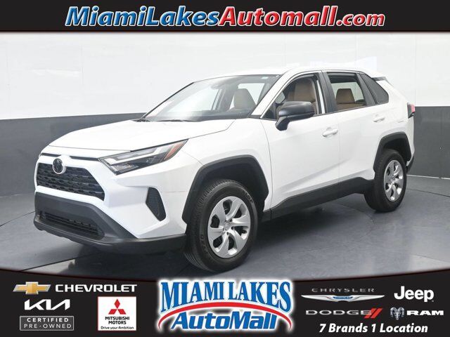 2025 Toyota RAV4 LE