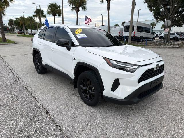 2025 Toyota RAV4 LE — photo 1 of 26
