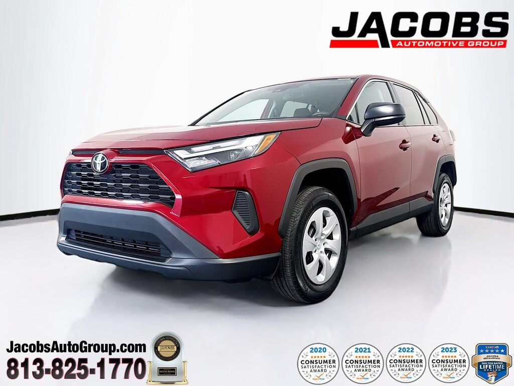 2025 Toyota RAV4 LE — photo 1 of 13