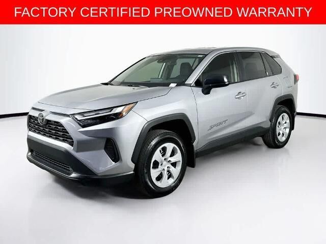 2025 Toyota RAV4 LE — photo 1 of 14