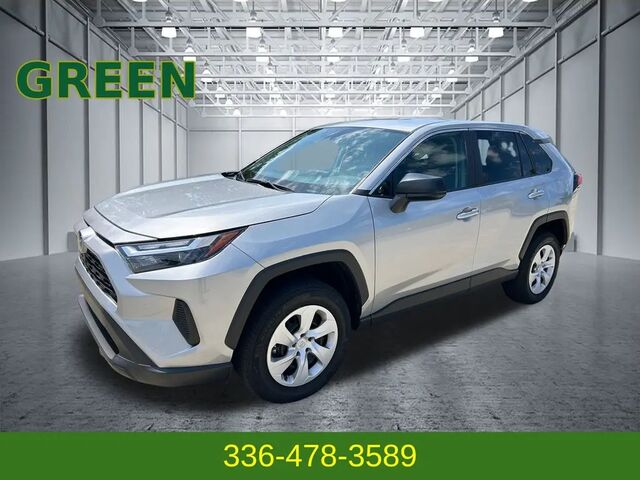 2025 Toyota RAV4 LE