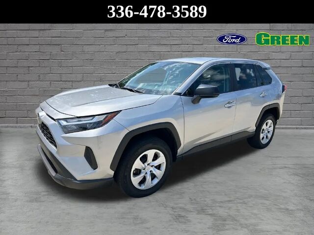 2025 Toyota RAV4 LE