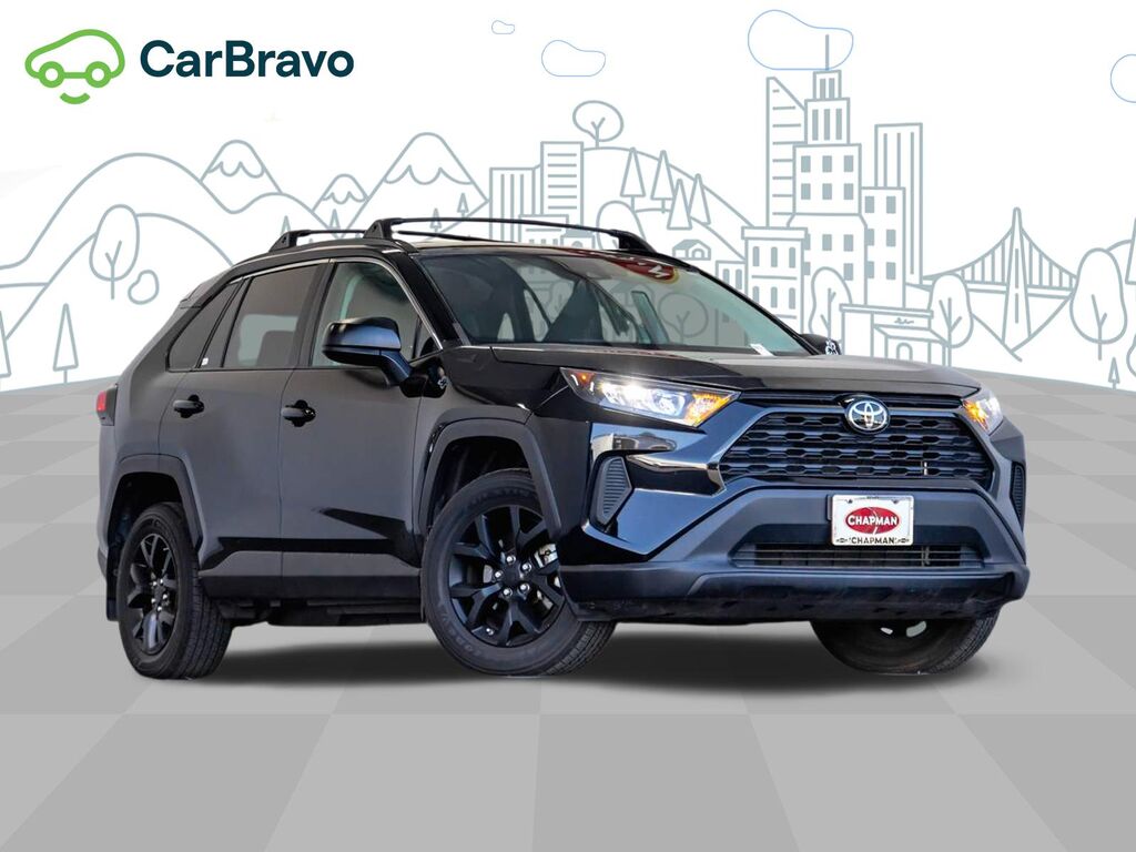 2021 Toyota RAV4 LE — photo 1 of 7