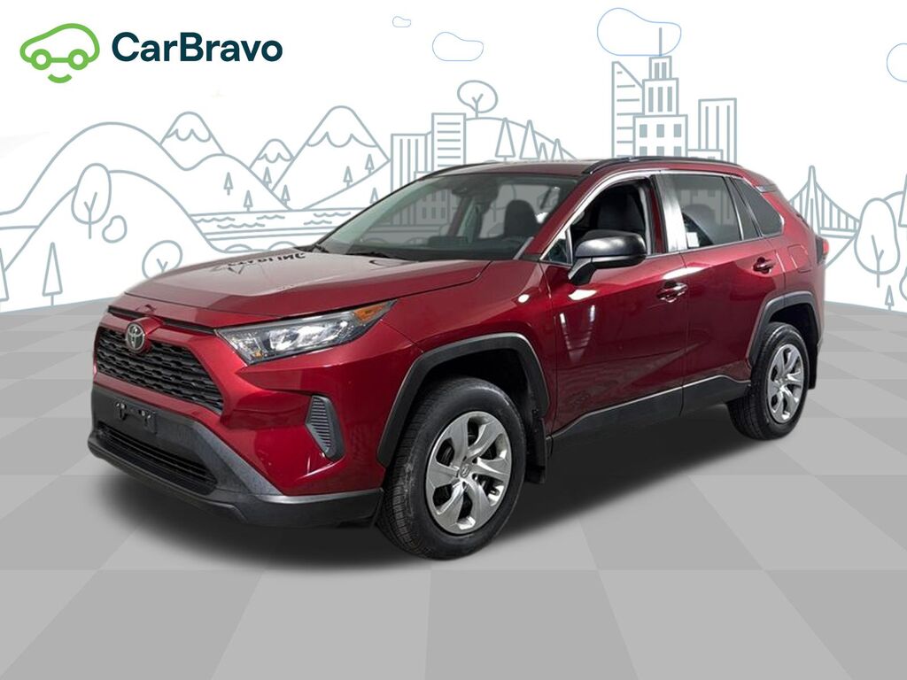 2021 Toyota RAV4 LE — photo 1 of 7