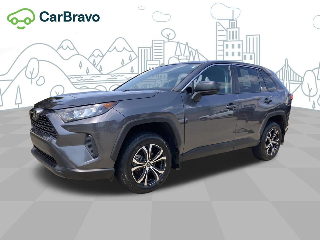 2022 Toyota RAV4 LE — photo 1 of 6