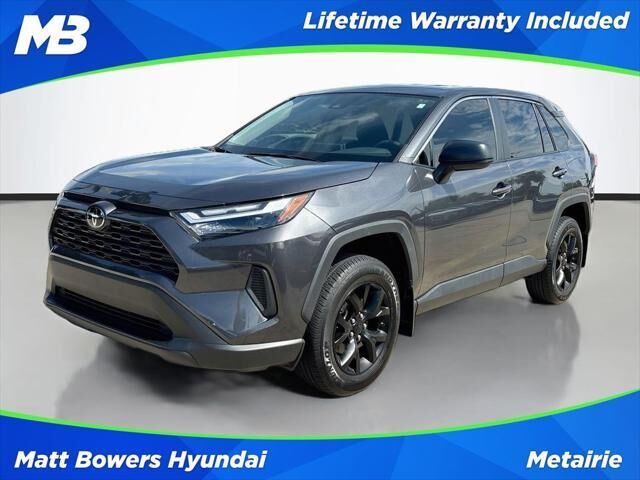 2025 Toyota RAV4 LE — photo 1 of 13