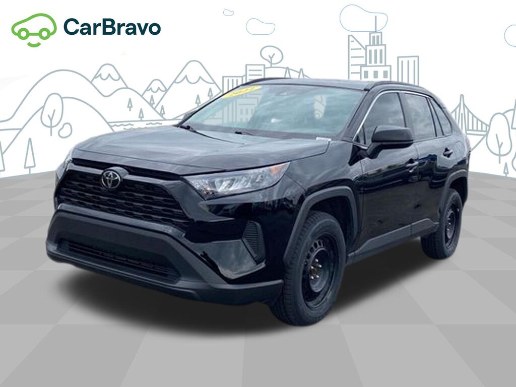 2021 Toyota RAV4 LE — photo 1 of 7