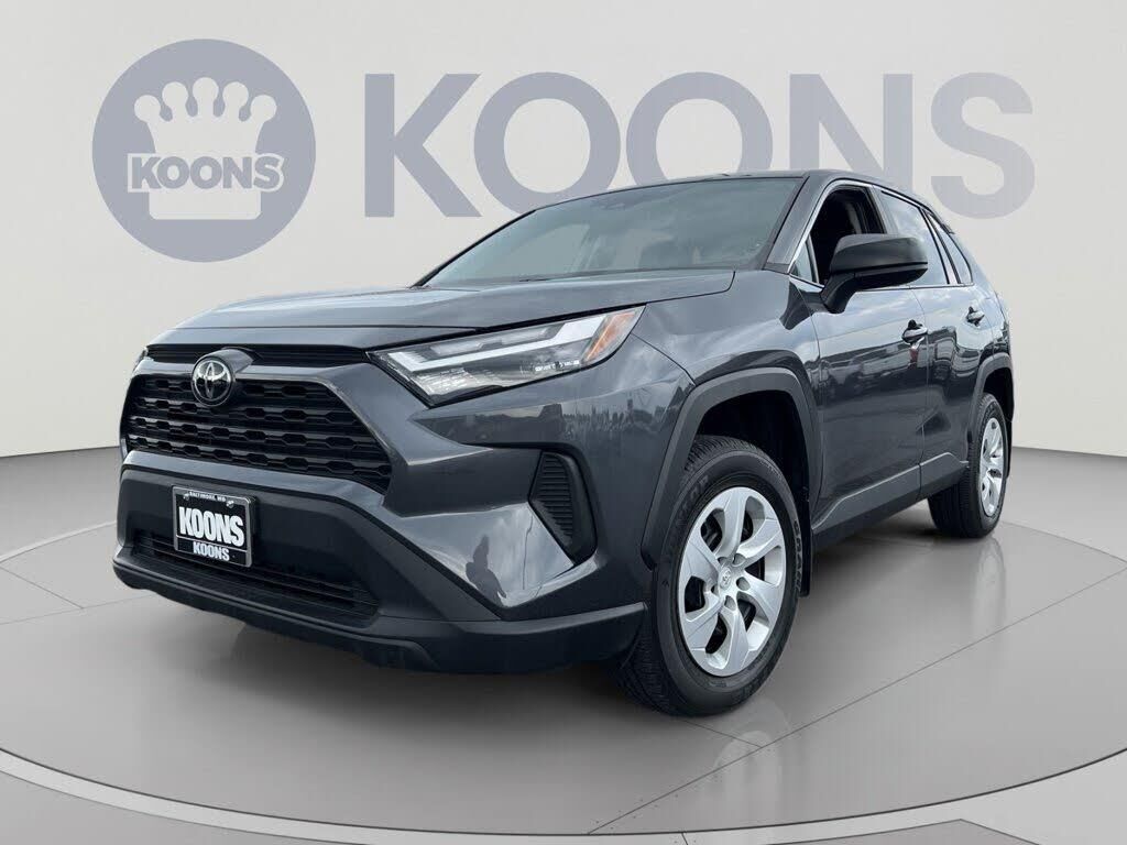 2023 Toyota RAV4 LE — photo 1 of 1